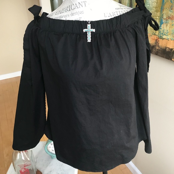 emory park Tops - Slit Bell Sleeve Medium Top, So Cute On